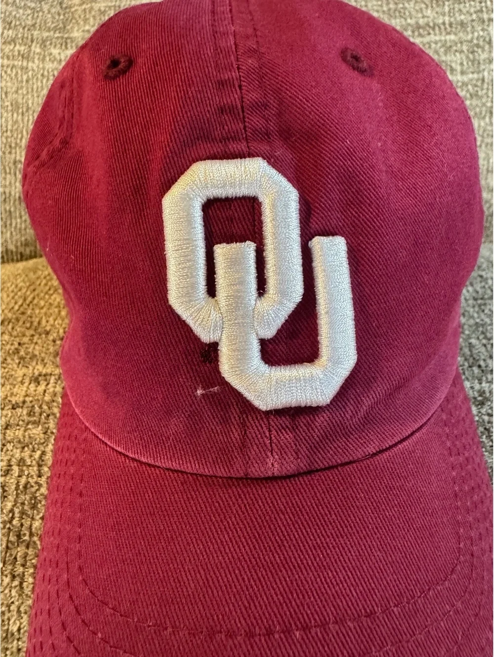 Oklahoma University (OU) Sooners Crimson baseball cap Fitted Size Medium
